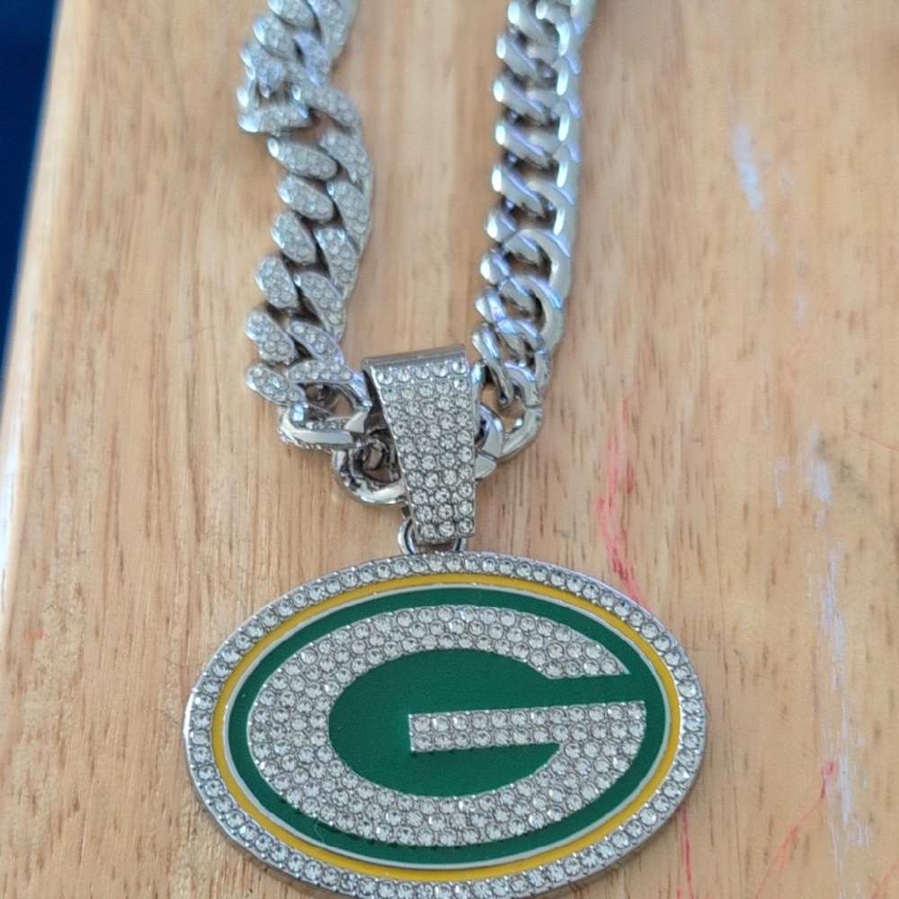 Green Bay Packers Fan Necklace N Charm.  Yellow  Pendant Cuban Chain Necklace